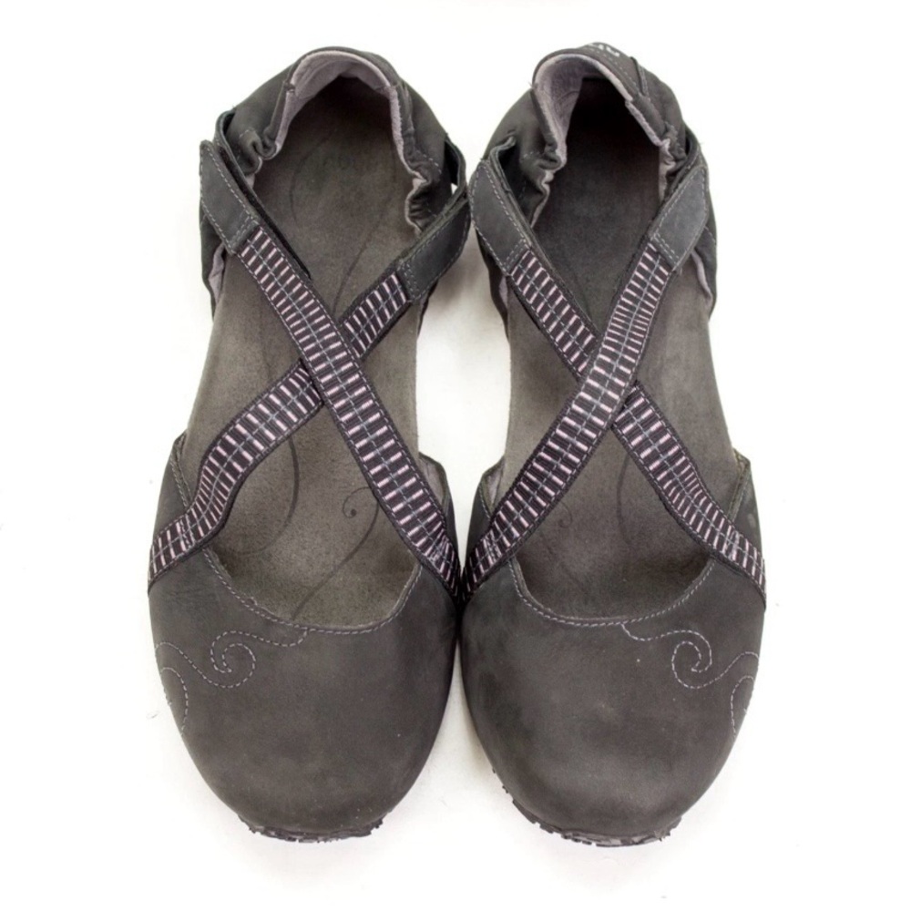 Ahnu Karma Crisscross Mary Jane Womens Sz US 10.5 Black Suede Leather Yoga Flats - Picture 8 of 12
